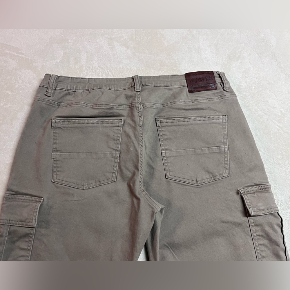 Bench Men’s Straight Cargo Pants Tan - Size 36x30 - Picture 4 of 4